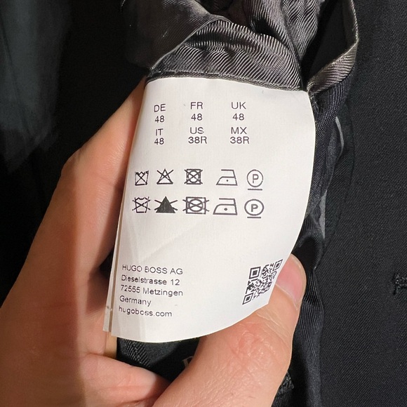 Hugo Boss Jacket - Picture 4 of 6